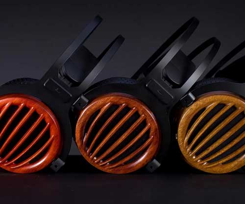 Wodan Headphones in three diffrent colors